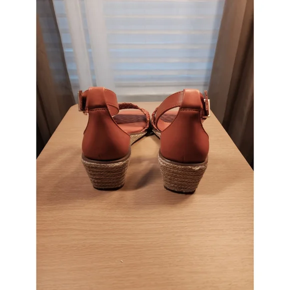 Vince Camuto TANGERINE Leather Net Low Ankle Strap Espadrille Wedge SZ 9 Wide - Picture 6 of 11